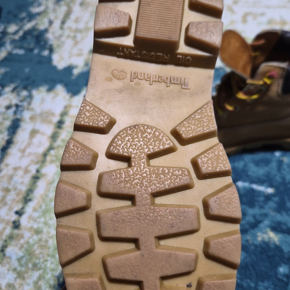 Timberland Tan Leather Boots - Picture 5 of 5